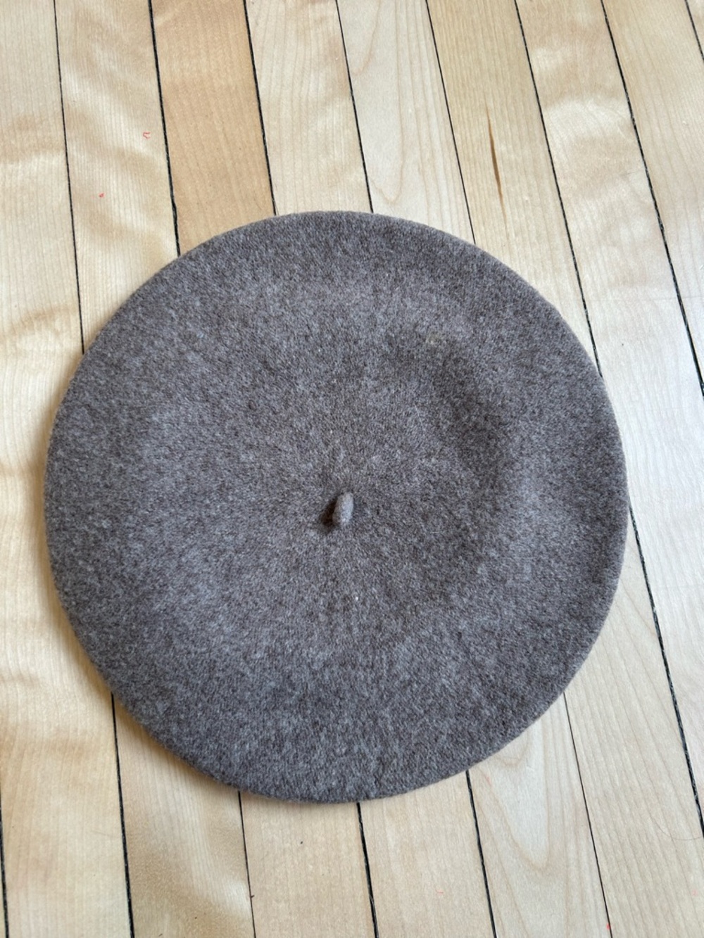 Classic Wool Beret in Taupe